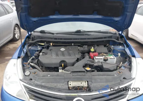 2010 Nissan Versa 1.8Sl z USA, uszkodzony, nr VIN 3N1BC1CP2AL383588